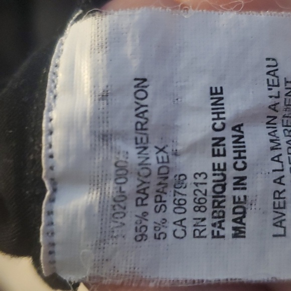 Large Tristan Short Sleeve Black Top - Picture 6 of 6